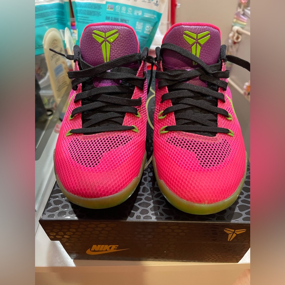 Nike Kobe 11 Mambacurial (2016)